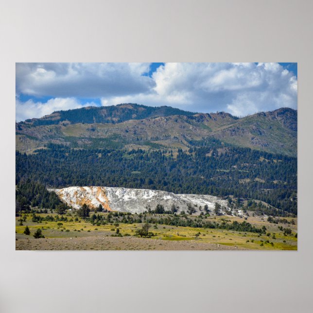 Mammoth Hot Springs, Yellowstone, Wyoming Poster (Framsidan)