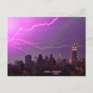 Mammoth Lightning Strejka Over Midtown NYC Skyline Vykort