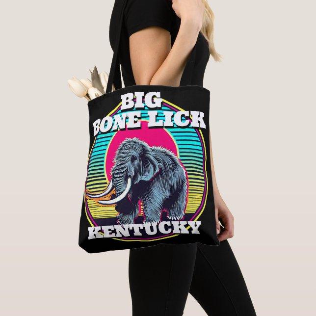 Mammoth och Big Bone Slickar Kentucky Tygkasse (Närbild)