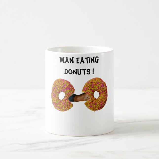Man äter Donuts !  Kaffemugg (Center)