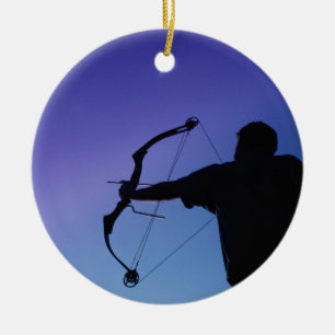 MAN FÖR BÅGSKYTTSILHOUETTEPILBÅGE JULGRANSPRYDNAD KERAMIK
