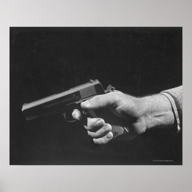 Man Holding Gun Poster (Framsidan)