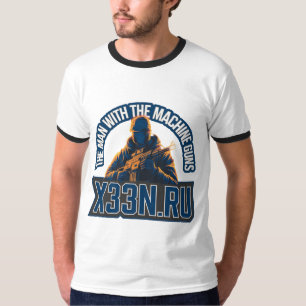 Man med Maskin Guns T-Shirt