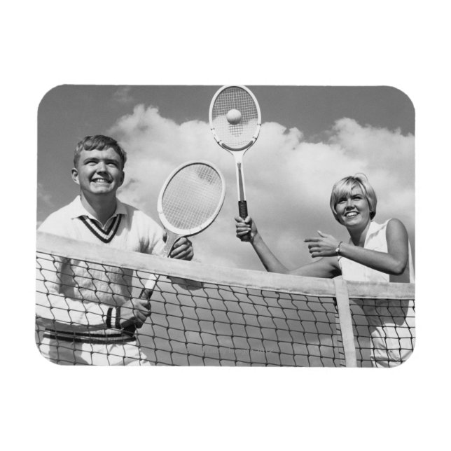 Man och Woman Plstickande tennis Magnet (Horisontell)