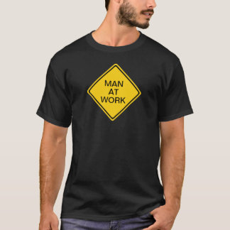 man på arbete t shirt
