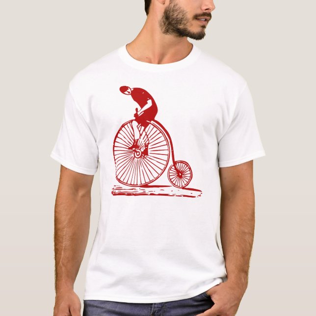 Man på en Penny Farthing - Ruby Red Tee Shirt (Framsida)