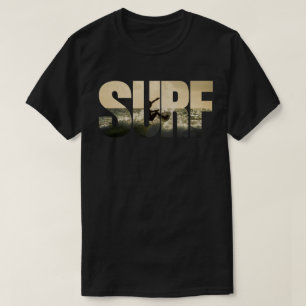 Man på en surfbräda t shirt
