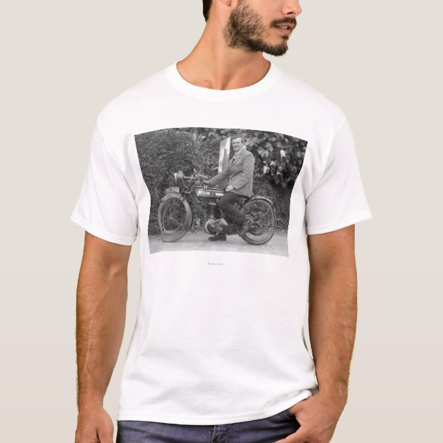 Man på gammala B.S.A. Motorbike T Shirt (Framsida)