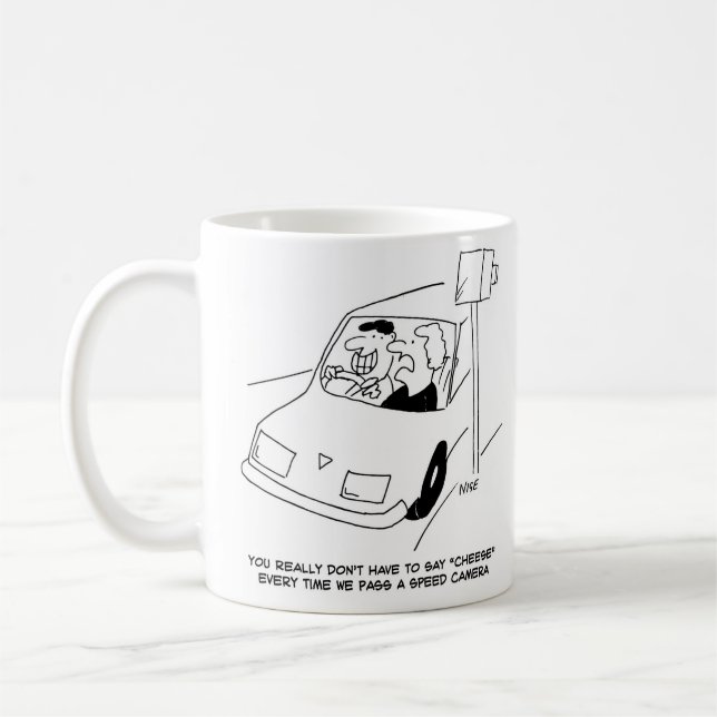 Man säger "ost" som passerar en hastighetskamera kaffemugg (Vänster)