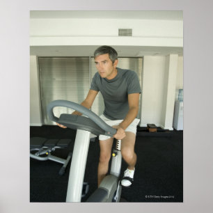 Man som jobbar på gym 2 poster
