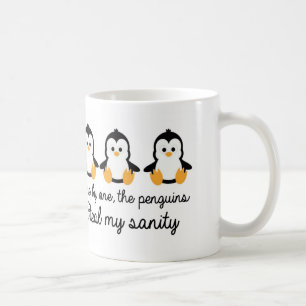 Man vid en pingvinen stjäler min sanity kaffemugg