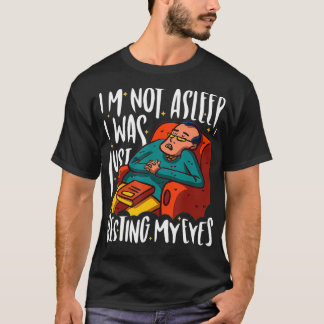 Man vilar på ögon t shirt
