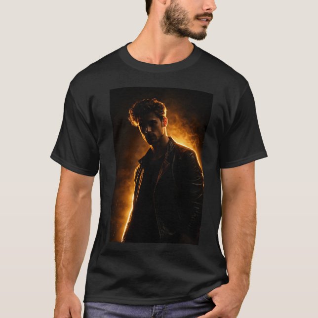 Man with golden light t-shirt (Framsida)