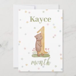 Månad efter månads milstolpe i Baby Inbjudningar