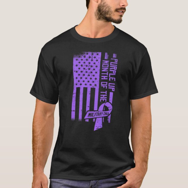 Månad för militärens amerikanska Flagga T Shirt (Framsida)