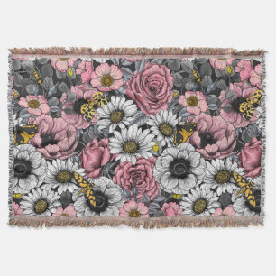Månader på blomblandning i rosa och grått filt