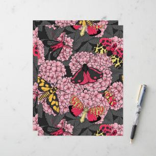 Månader på rosa vattenvägar