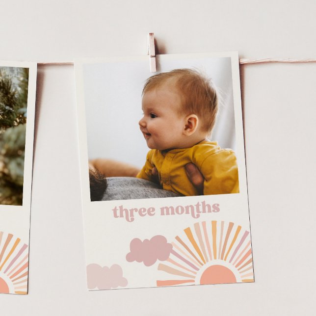 Månadsbanderoll för flicka i Sol - tre månader Inbjudningar (Skapare uppladdad)