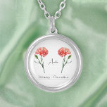 Månadsblomning i januari silverpläterat halsband<br><div class="desc">Födelsemånadsblomman januari-halsbandet är ett vackert exempel på en nejlikblomma. Under blomman finns det ett skript med anpassade namn i elegant. Under namn står det "januari - nejlikan",  vilket visar att hennes födelseblomma är nejlikan. Det är en underbar personlig halsband,  en tankfull gåva till någon som föddes i januari.</div>