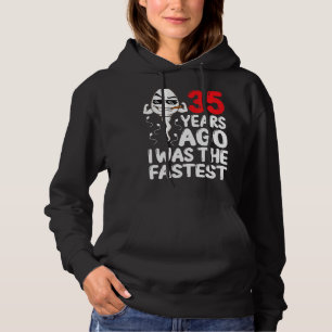 Manar 35e Gag Dress för födelsedagspressen för 35 T Shirt