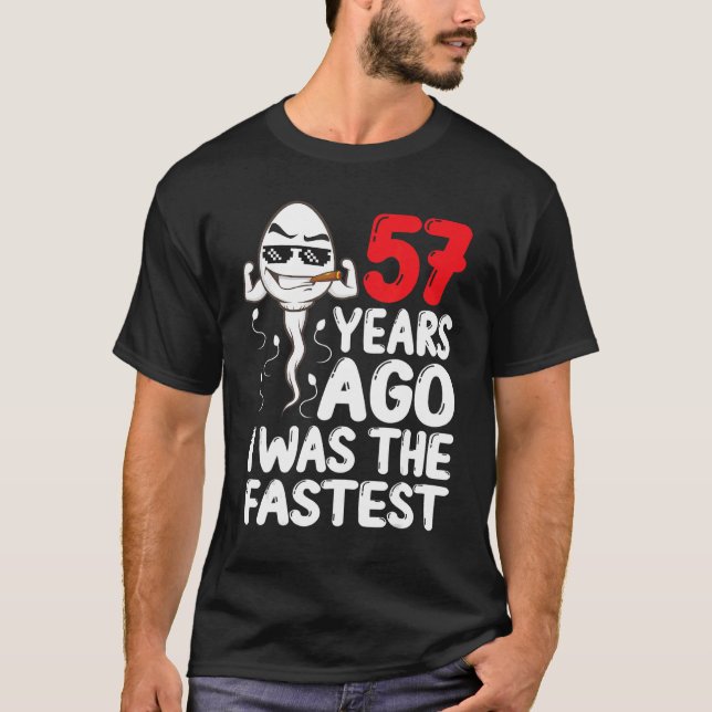 Manar 57:e födelsedagstidningen Gag Dress för 57 å T Shirt (Framsida)