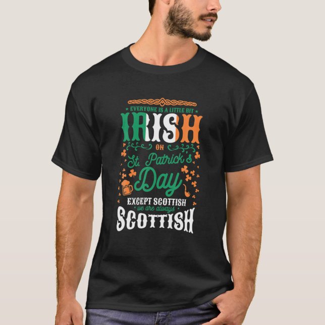 Manar Alla är lite irländska på St. Patrick. T Shirt (Framsida)