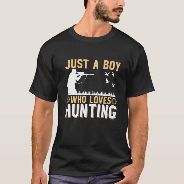 Manar är bara en pojke som Kärlek jagar Goose Hunt T Shirt (Framsida)