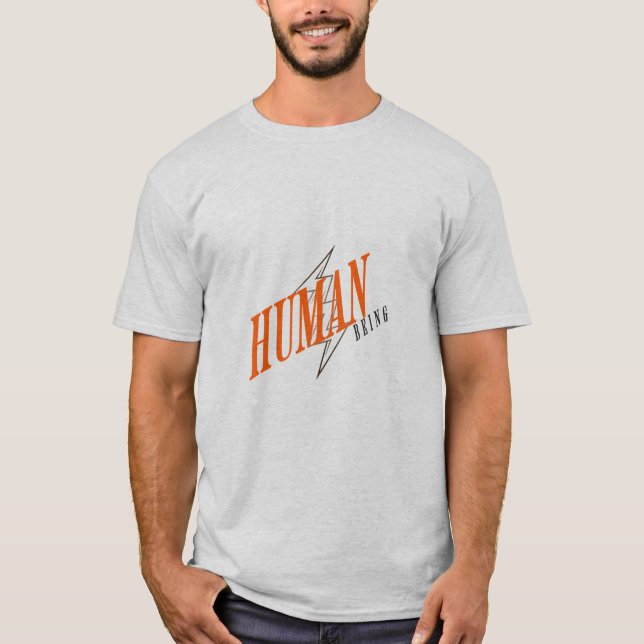 Manar Basic "Human Is" Minimalist T-Shirt (Framsida)