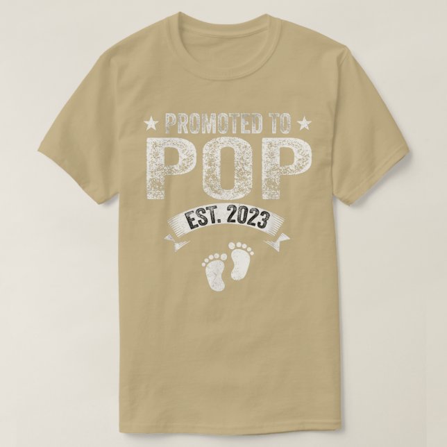 Manar befordrades till Pop Est 2023 Funny Grandfat T Shirt (Design framsida)