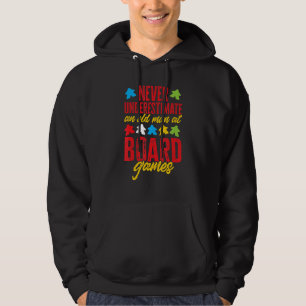 Manar Board Game Night Old Man på styrelespel Hoodie