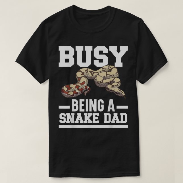 Manar Busy är en serpentin i Pappa-ormen T Shirt (Design framsida)