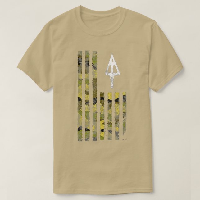 Manar Camouflage Bow Hunting Season T Shirt (Design framsida)