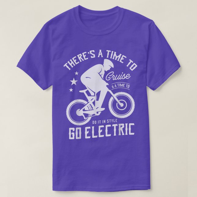 Manar-cykelcykelcykelcykelcykelcykelcykelcykelcyke T Shirt (Design framsida)