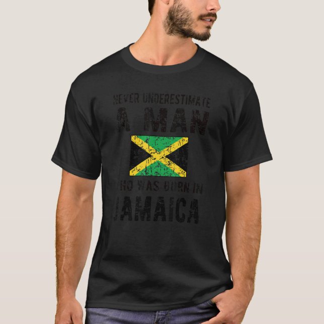 Manar född i Jamaica Jamaican Flagga Jamaican Root T Shirt (Framsida)