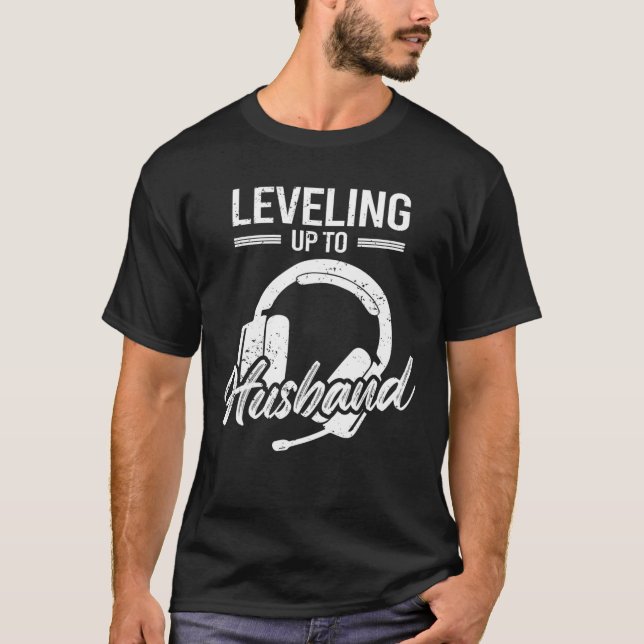 Manar Förlovning Groom Video Game Älskare T Shirt (Framsida)
