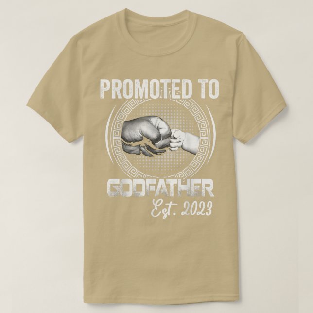 Manar främjad till Godfather Est 2023 Funny Pregna T Shirt (Design framsida)