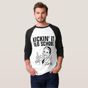 MANAR FUNNY ÖVER BACKE BIRTHDAY T-SHIRTS