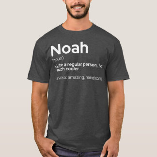 Manar Funny Personlig Första Namn Noah  T Shirt