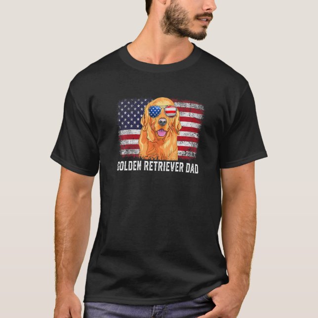 Manar Golden Retriever Pappa American Flagga Pappo T Shirt (Framsida)