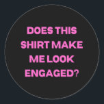 Manar Groom Bachelor Party Bröllop är Shirt Runt Klistermärke<br><div class="desc">Manar Groom Bachelor Party Bröllop gör att jag ser engagerad ut</div>