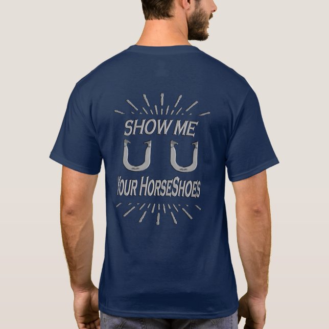 Manar hästsko som kastar den grundläggande mörka tee shirt (Baksida)