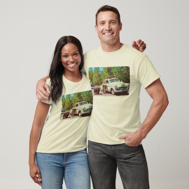 Manar Hungrig Bears T Shirt (Unisex)
