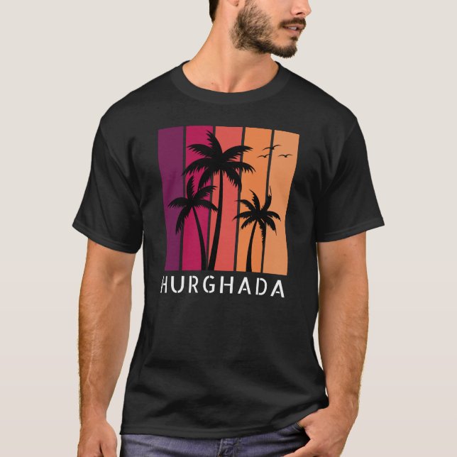 Manar Hurghada Vintage Sunset T-Shirt (Framsida)