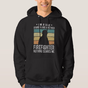 Manar I är en farfar från Pappa och en pensionerad Hoodie