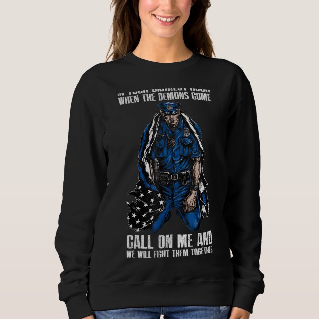 Manar i den mörkaste timmen när Komen Demons ringe T Shirt (Framsida)
