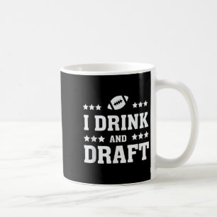 Manar I-dryck och skiss över fantasyfotbollar Kaffemugg