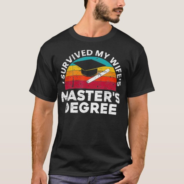 Manar I överlevt min magisterexamen i en MBA  T Shirt (Framsida)