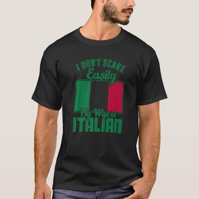 Manar jag inte Skrämmer så enkelt min fru är itali T Shirt (Framsida)