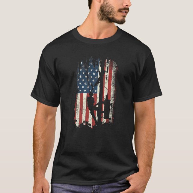 Manar Lineman American Flagga Electrical Cable Lin T Shirt (Framsida)