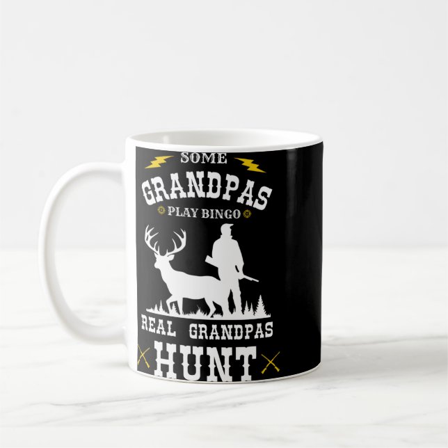 Manar Lite Grandpas Play Bingo Real Grandpas Hunt  Kaffemugg (Vänster)